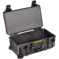 Pelican V525 Vault Rolling Case